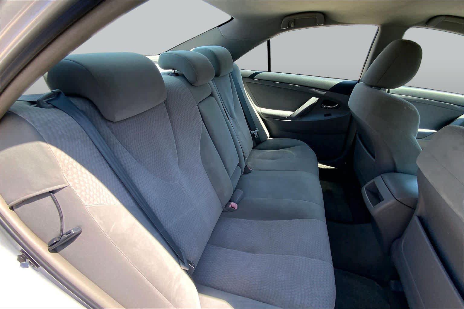 Used 2011 Toyota Camry LE w/ LE Extra-Value Pkg FWD image 19