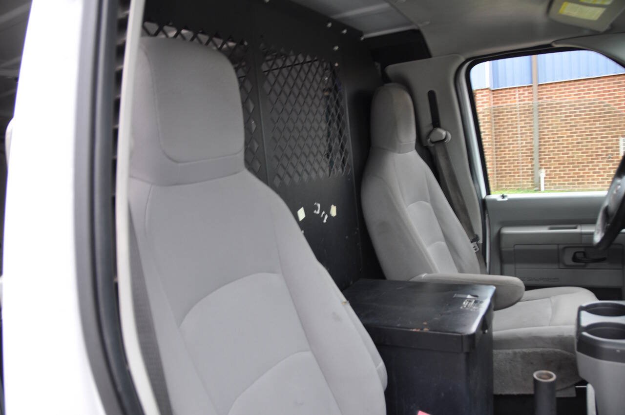 Used 2013 Ford E-150 and Econoline 150 w/ PWR Group RWD image 26