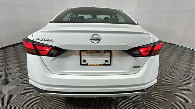 Used 2024 Nissan Altima 2.5 S AWD/4WD image 4