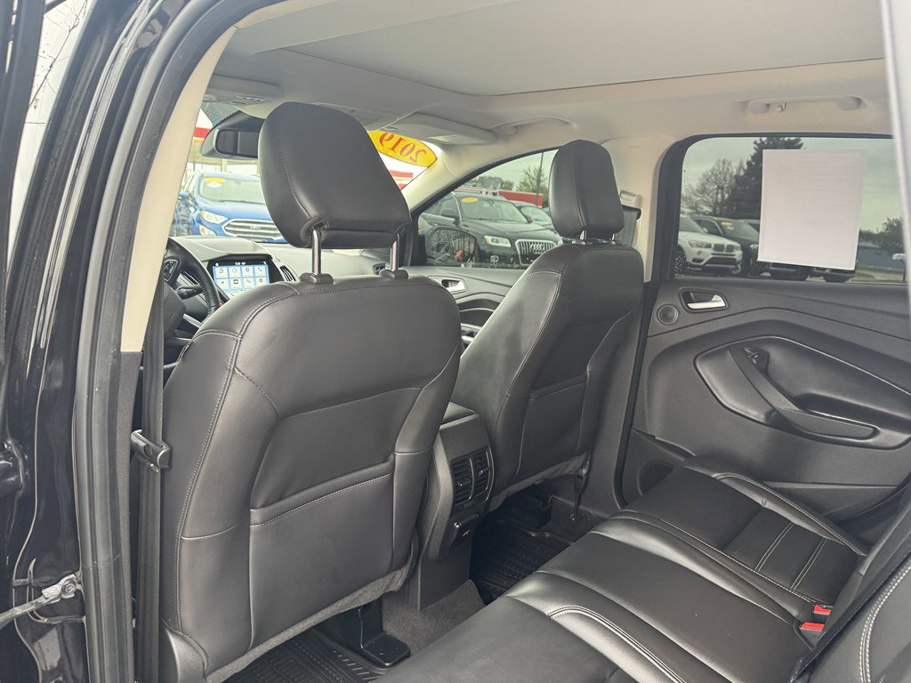 Used 2019 Ford Escape Titanium image 19