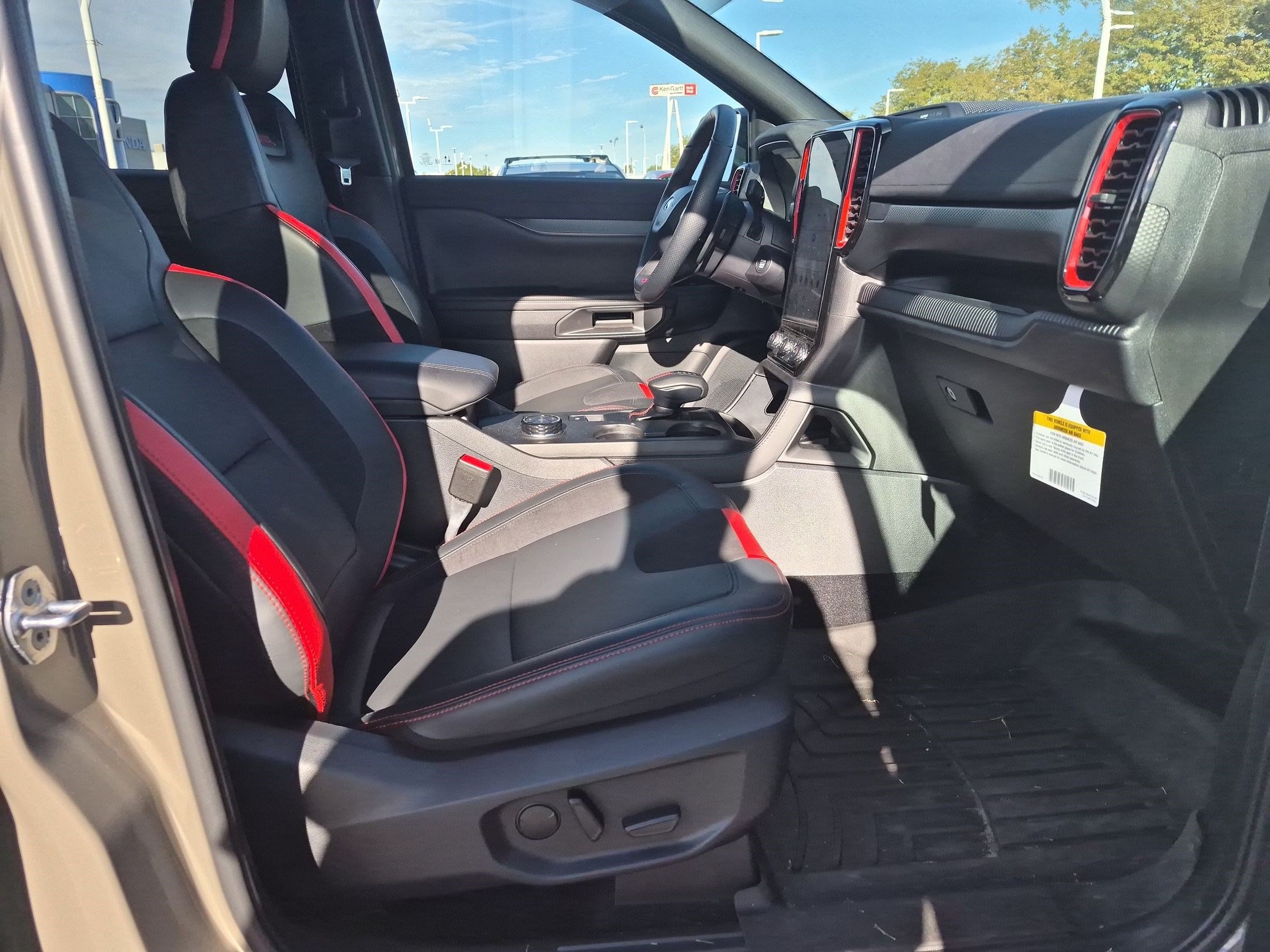 Used 2025 Ford Ranger Raptor AWD/4WD image 32