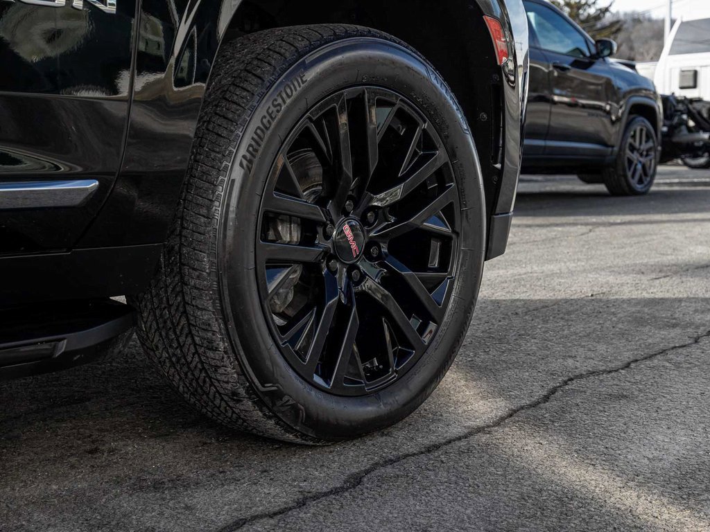 Used 2023 GMC Yukon SLT image 7