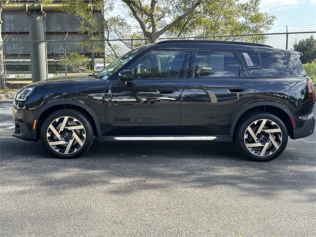 Used 2025 MINI Cooper Countryman S w/ Comfort Package Max image 6