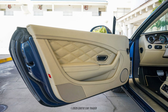 Used 2014 Bentley Continental GT image 34