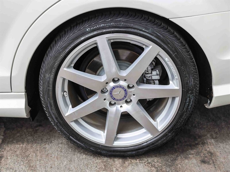 Used 2013 Mercedes-Benz C 250 Sedan image 13