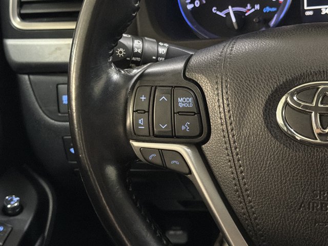 Used 2019 Toyota Highlander Limited w/ Protection Package #3 AWD/4WD image 30