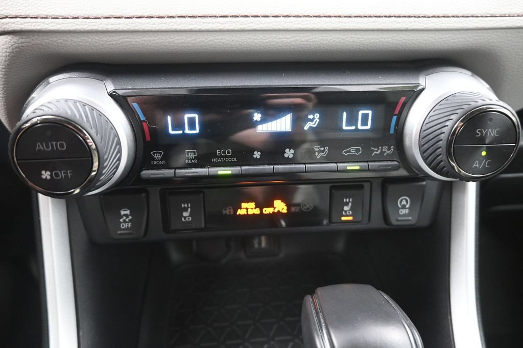 Used 2023 Toyota RAV4 XLE Premium AWD/4WD image 19