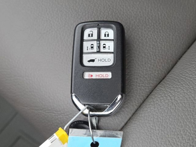 Used 2016 Honda Odyssey Touring image 38