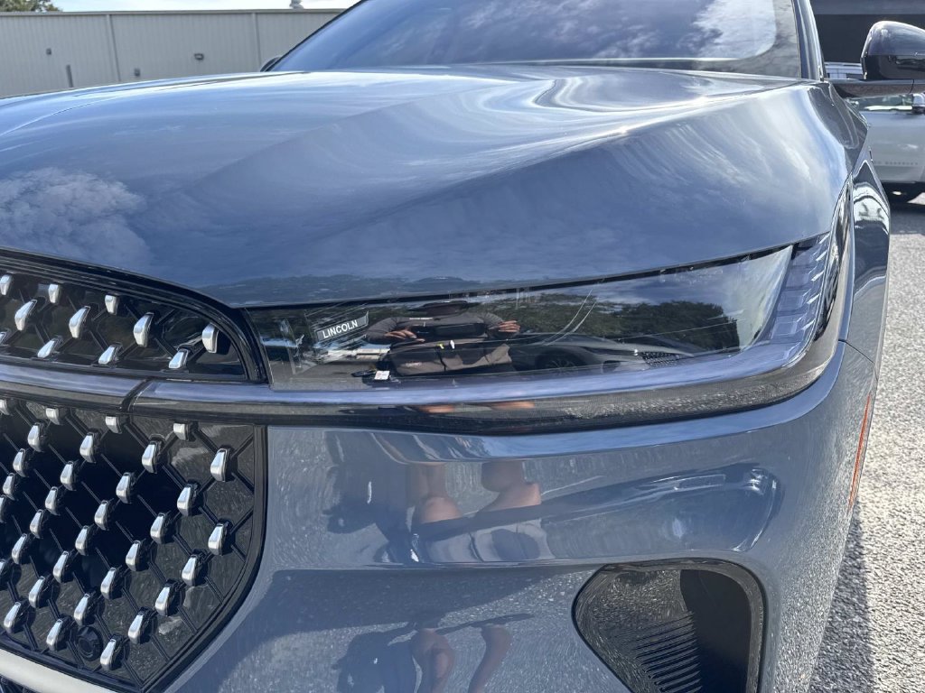 New 2026 Lincoln Nautilus Reserve AWD/4WD image 9