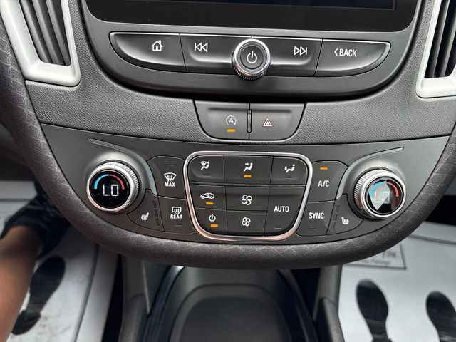 Used 2024 Chevrolet Malibu LT FWD image 15