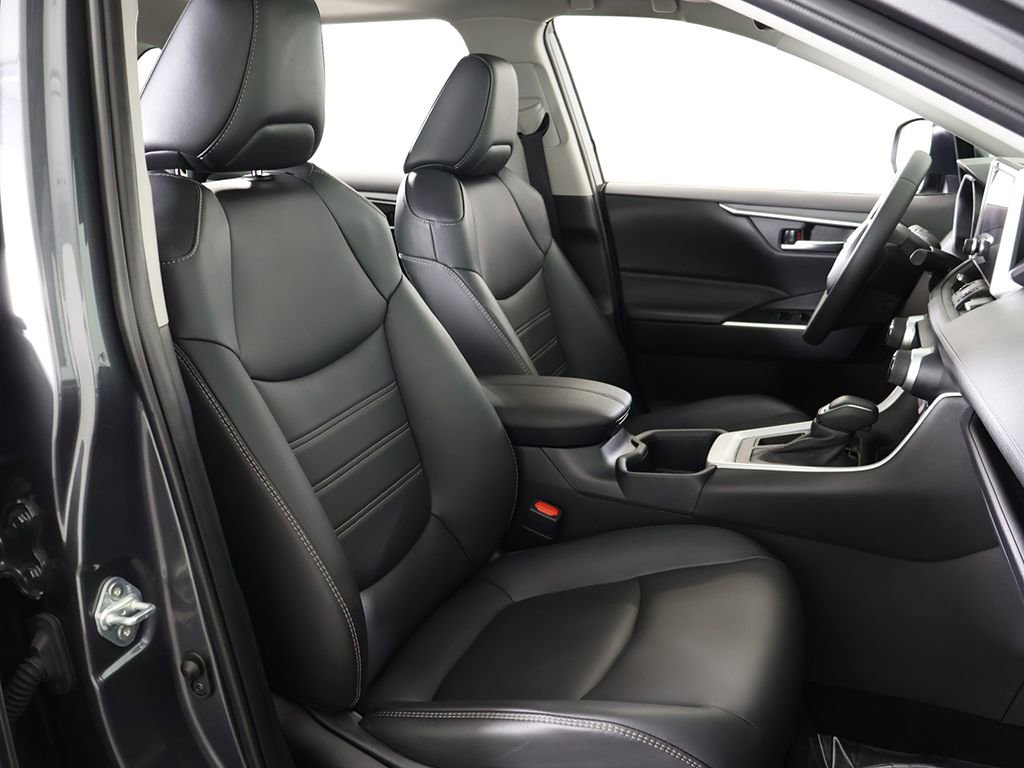 Used 2025 Toyota RAV4 XLE Premium w/ Weather Package FWD image 32