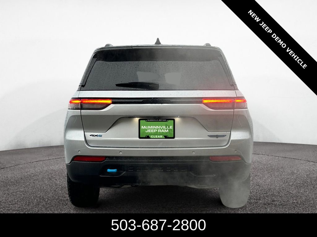 Used 2024 Jeep Grand Cherokee Trailhawk w/ Advanced Protech Group II image 4