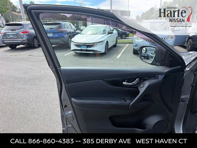 Certified 2019 Nissan Rogue Sport SV AWD/4WD image 10