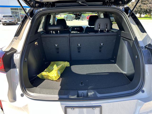 New 2026 Chevrolet TrailBlazer RS w/ LPO, Trailering Package AWD/4WD image 5