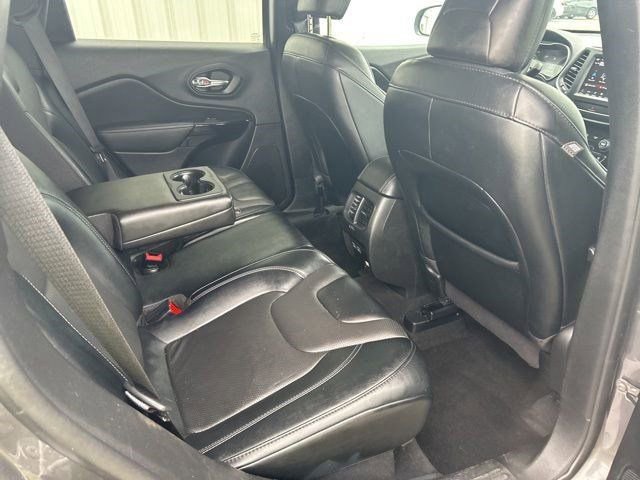 Used 2022 Jeep Cherokee Latitude Lux w/ Sun & Sound Group AWD/4WD image 41