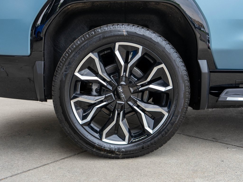 New 2025 GMC Sierra EV Denali image 33