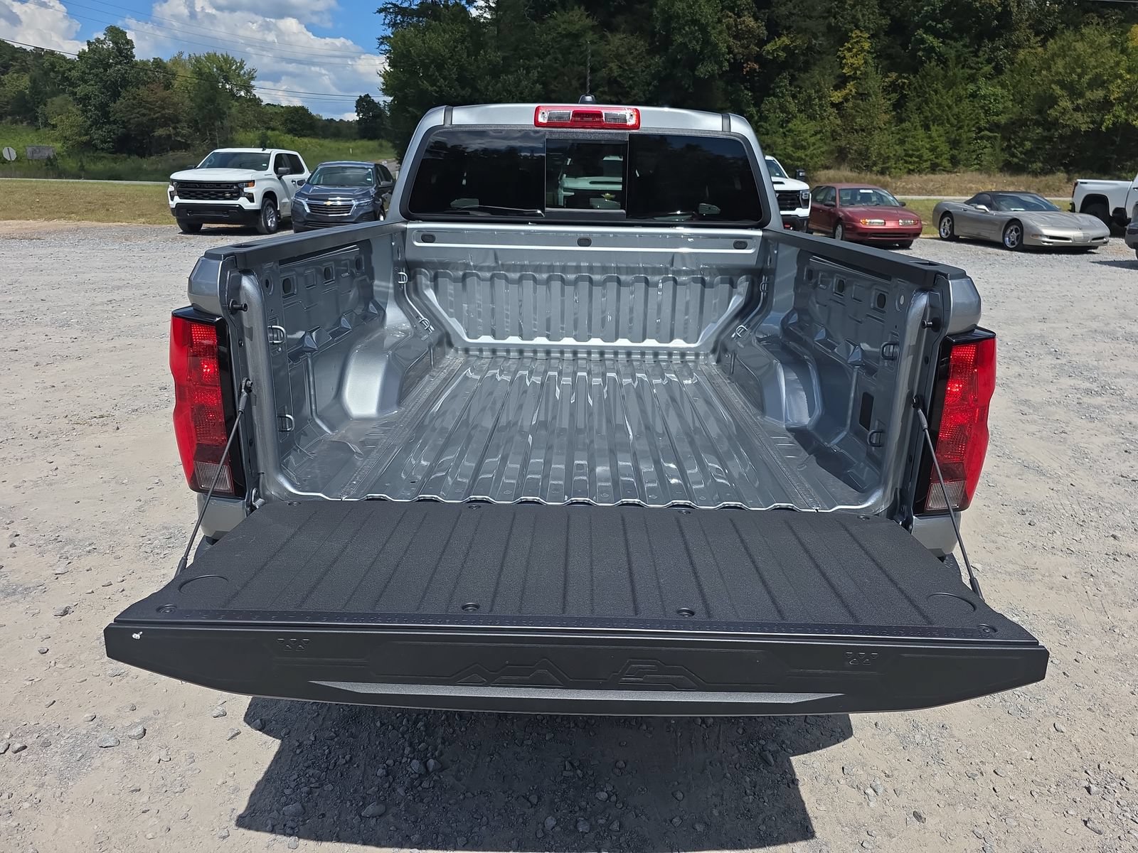 New 2026 Chevrolet Colorado W/T w/ WT Custom Package AWD/4WD image 25