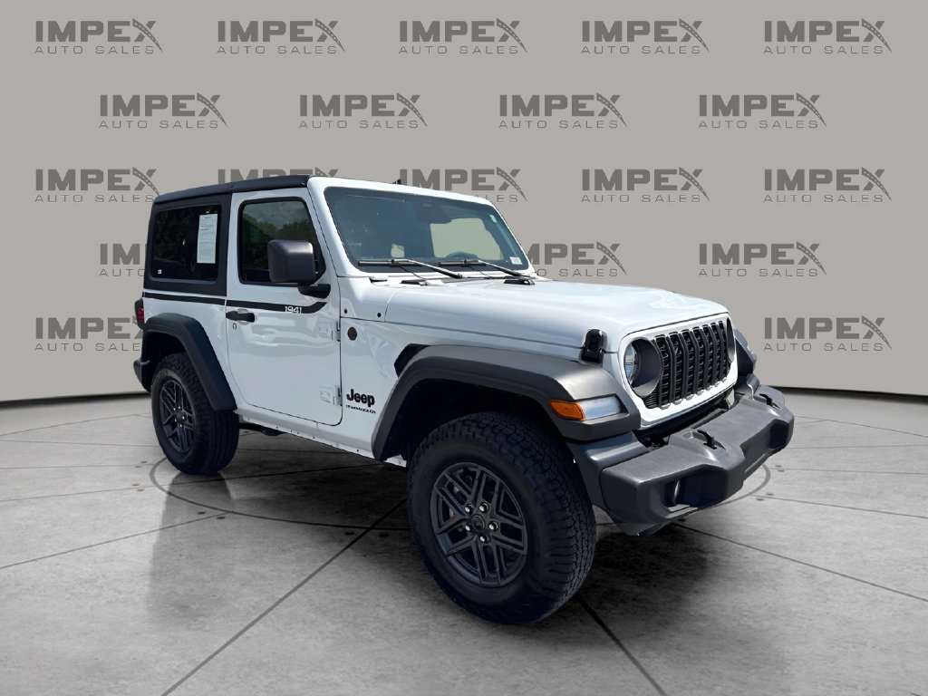 Used 2025 Jeep Wrangler Sport AWD/4WD image 7