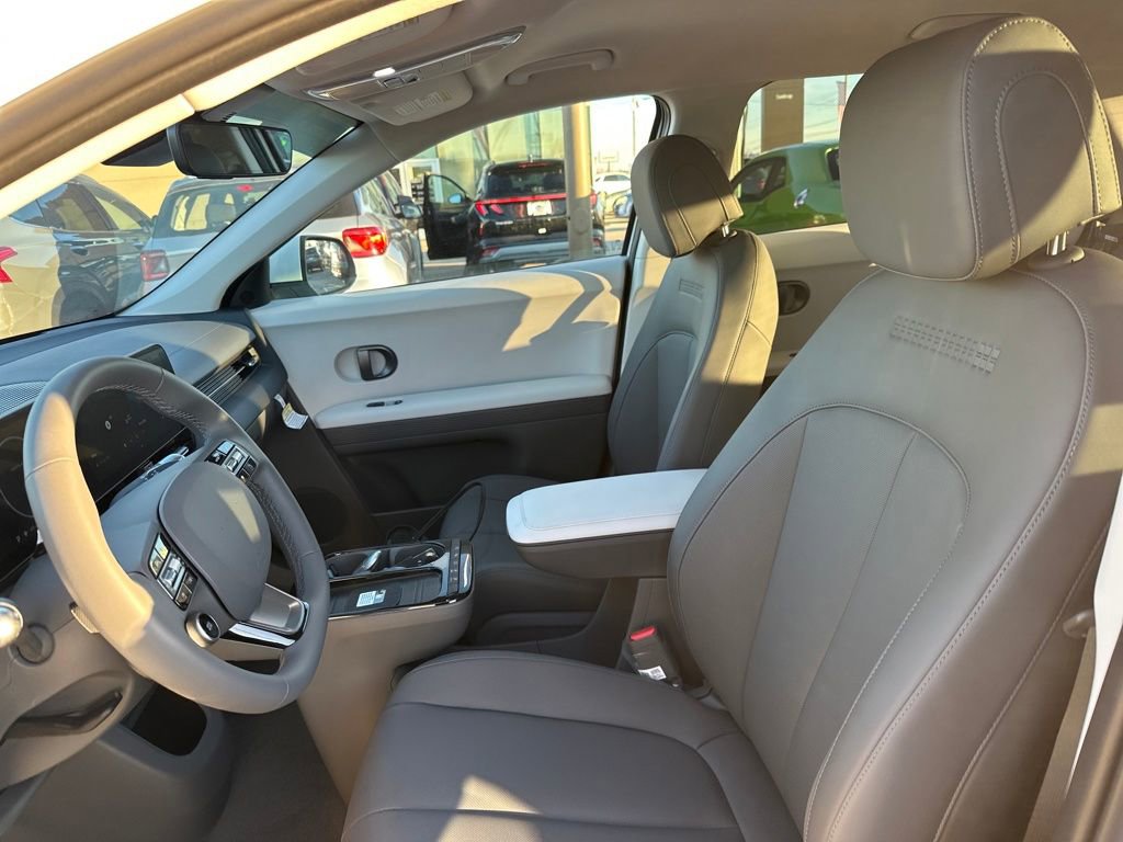 New 2025 Hyundai Ioniq 5 SEL image 13