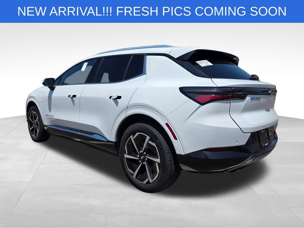 Used 2024 Chevrolet Equinox EV LT FWD image 5