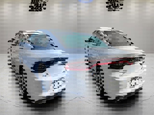 Used 2020 Dodge Charger SXT w/ Leather Interior Group image 17
