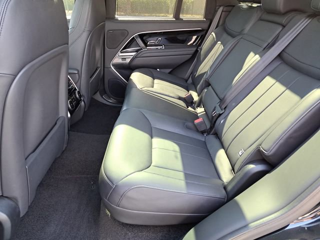 Used 2023 Land Rover Range Rover SE image 11