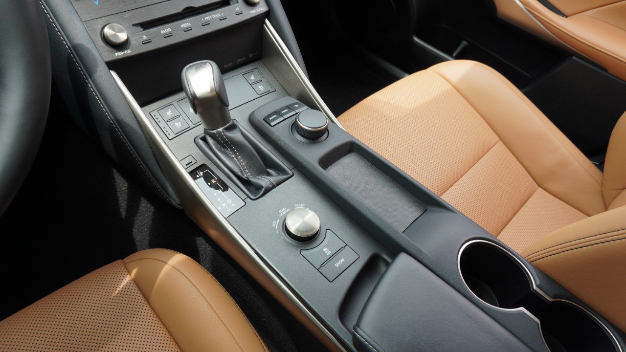 Used 2019 Lexus IS 300 w/ Premium Package RWD image 20