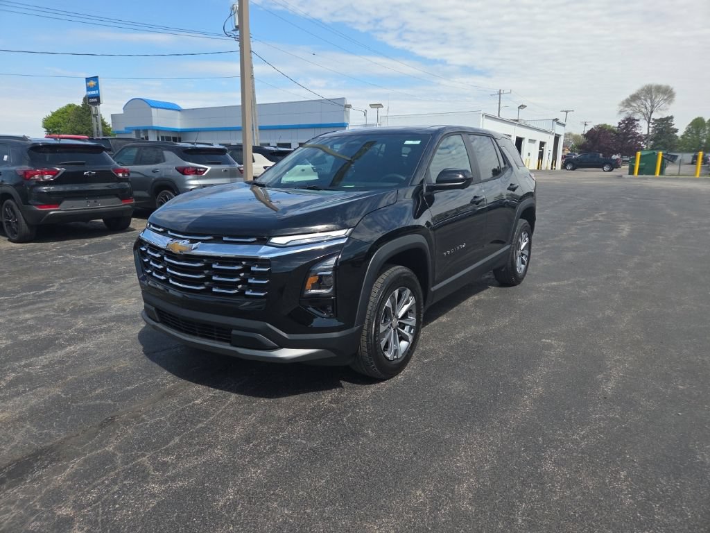 New 2026 Chevrolet Equinox LT w/ Convenience Package II FWD image 3