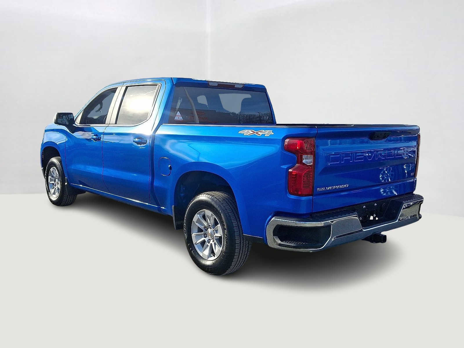 Used 2025 Chevrolet Silverado 1500 LT image 7