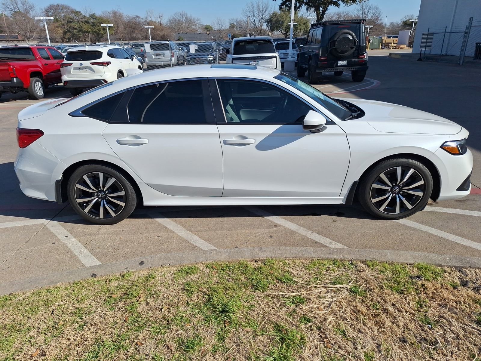 Used 2024 Honda Civic EX image 7