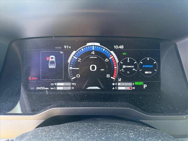 Used 2024 Toyota Tundra Limited w/ Power Package AWD/4WD image 11