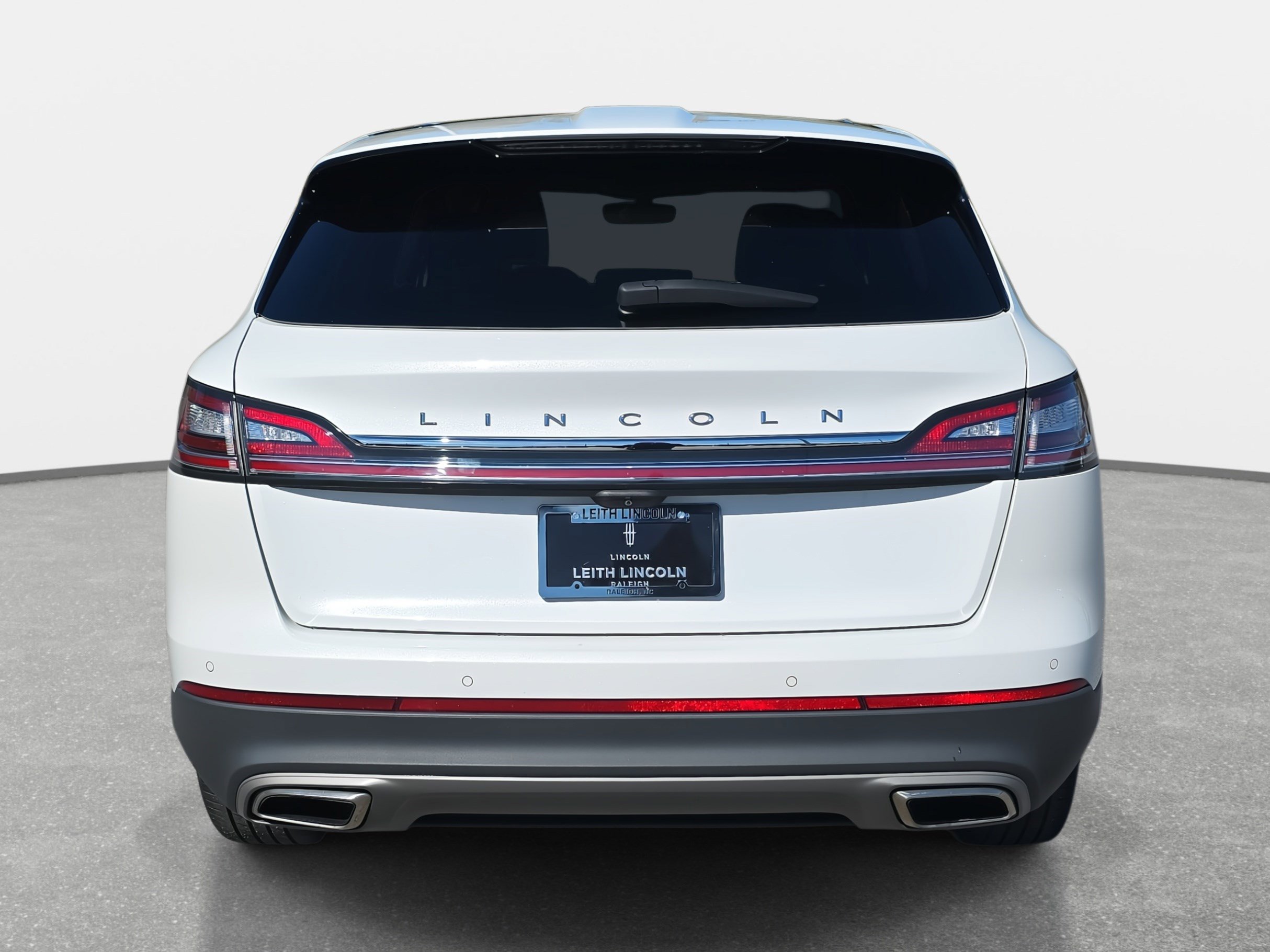 Certified 2022 Lincoln Nautilus Reserve image 6