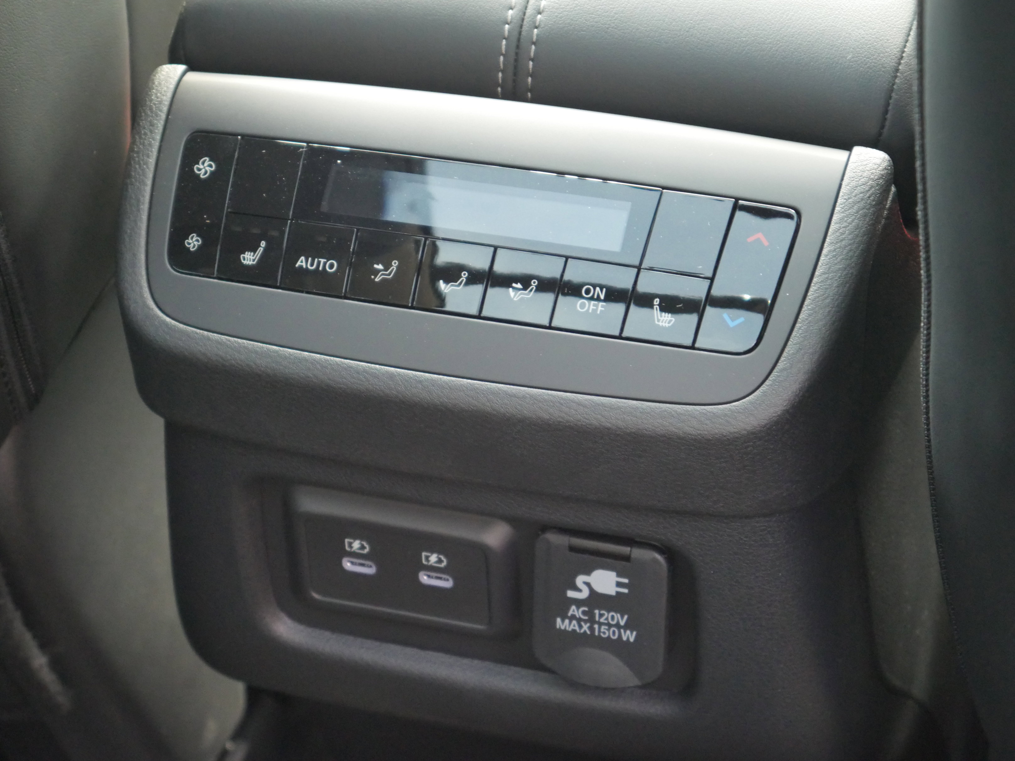 New 2026 Nissan Pathfinder Platinum AWD/4WD image 32