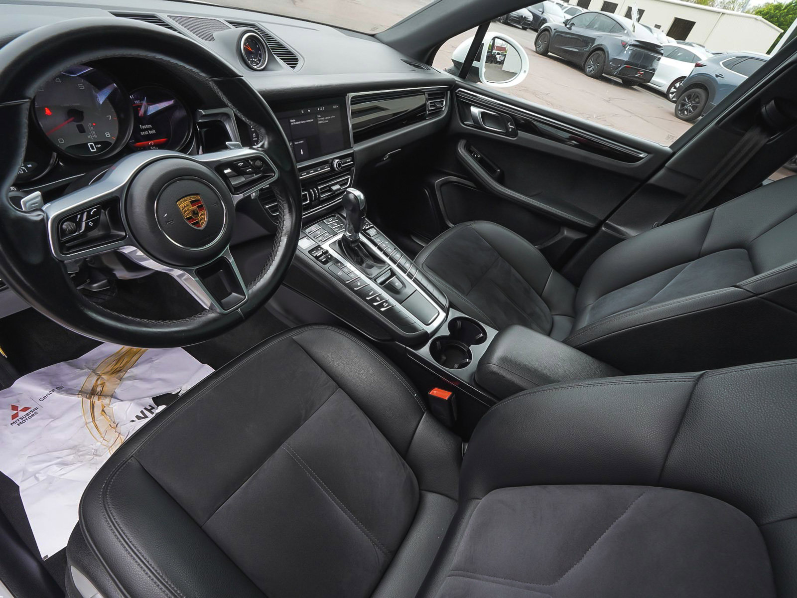 Used 2021 Porsche Macan S AWD/4WD image 16