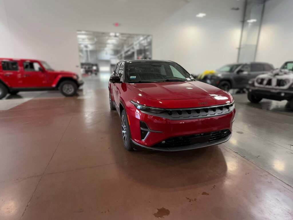 New 2025 Jeep Wagoneer S Limited image 17