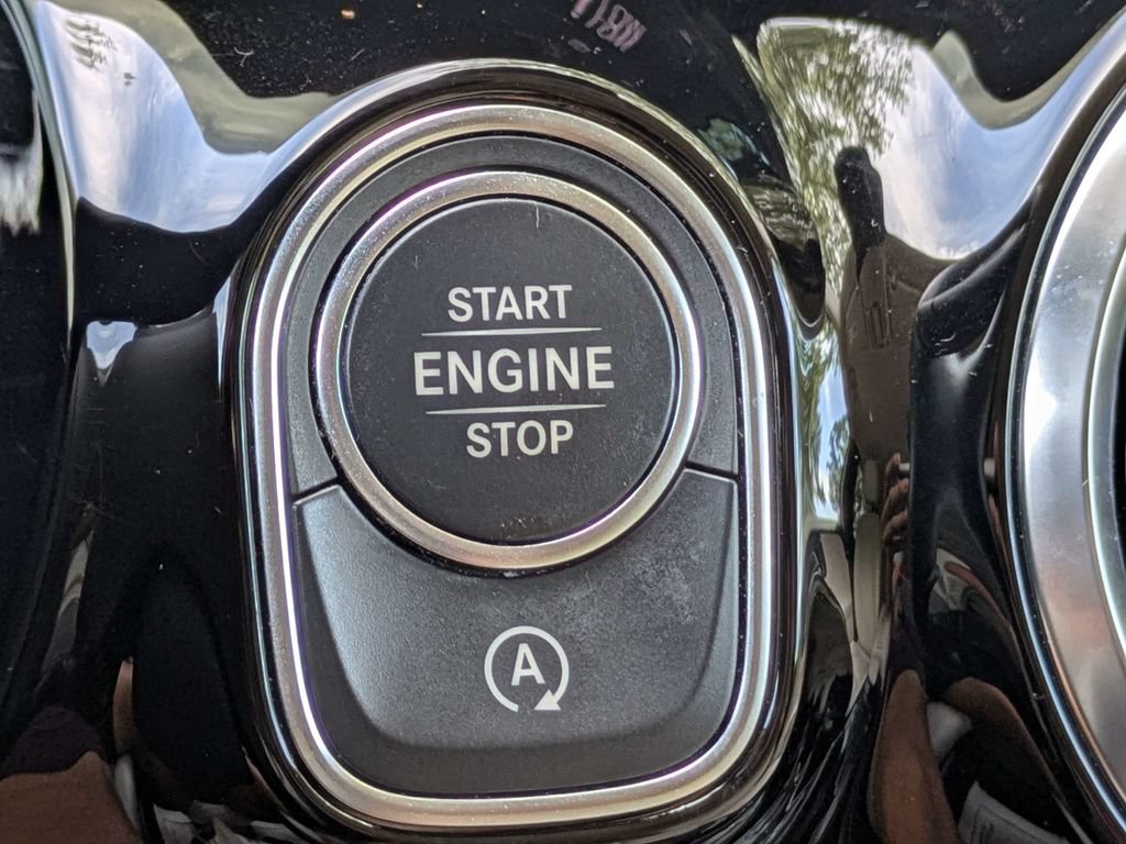 Used 2021 Mercedes-Benz GLA 250 4MATIC image 30
