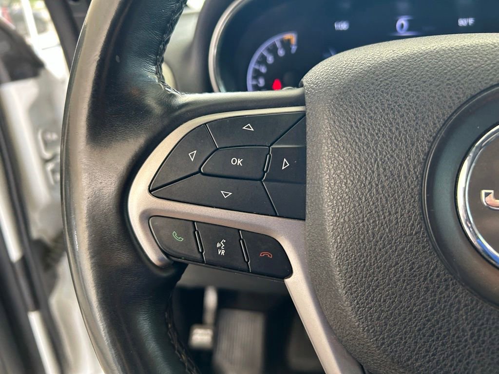 Used 2018 Jeep Grand Cherokee Altitude AWD/4WD image 42