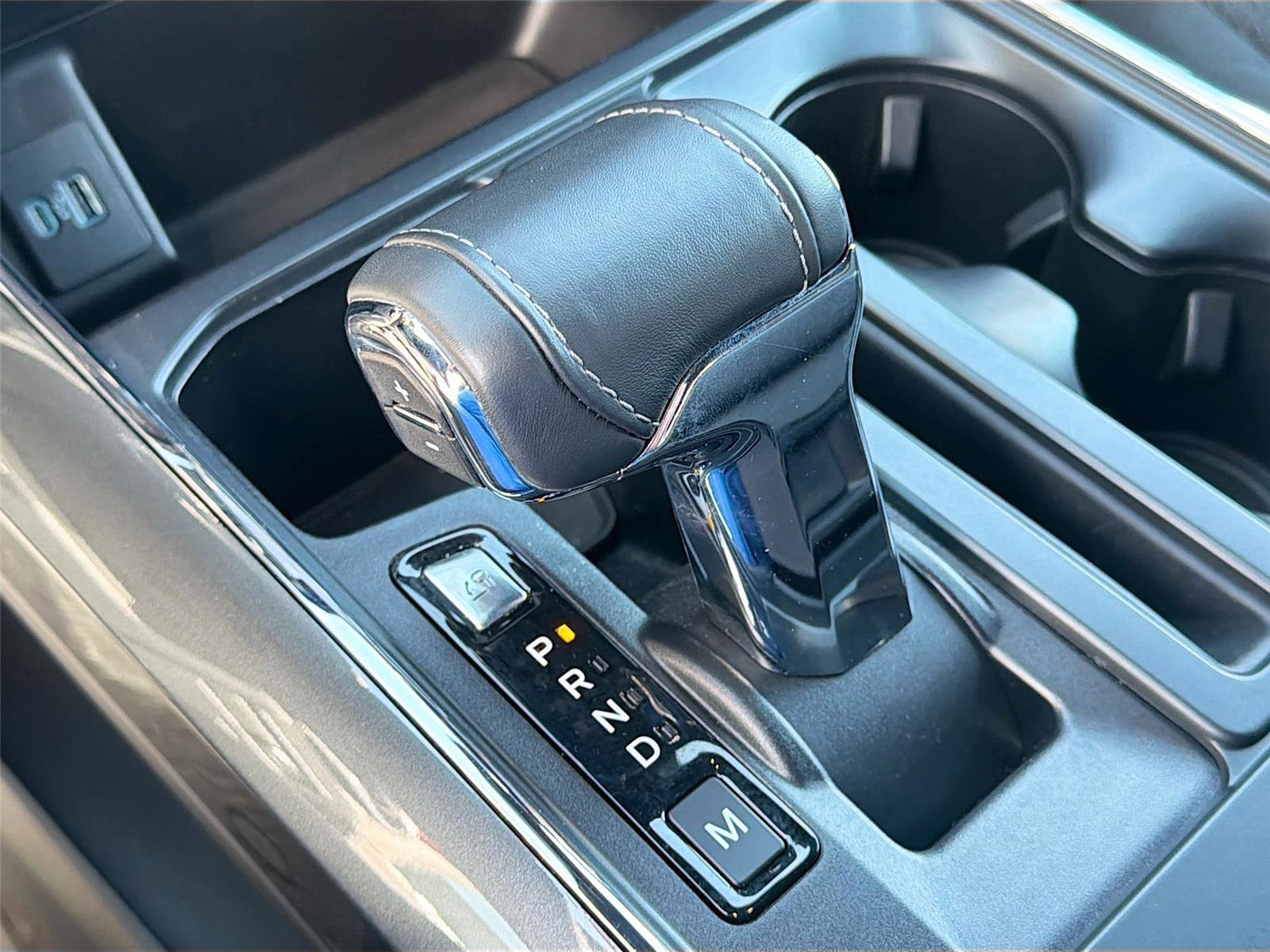 Used 2022 Ford F150 XLT w/ Equipment Group 302A High image 17