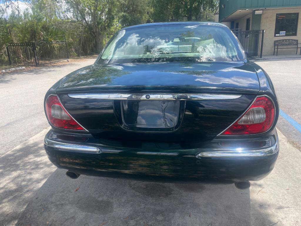Used 2007 Jaguar XJ8 L RWD image 6