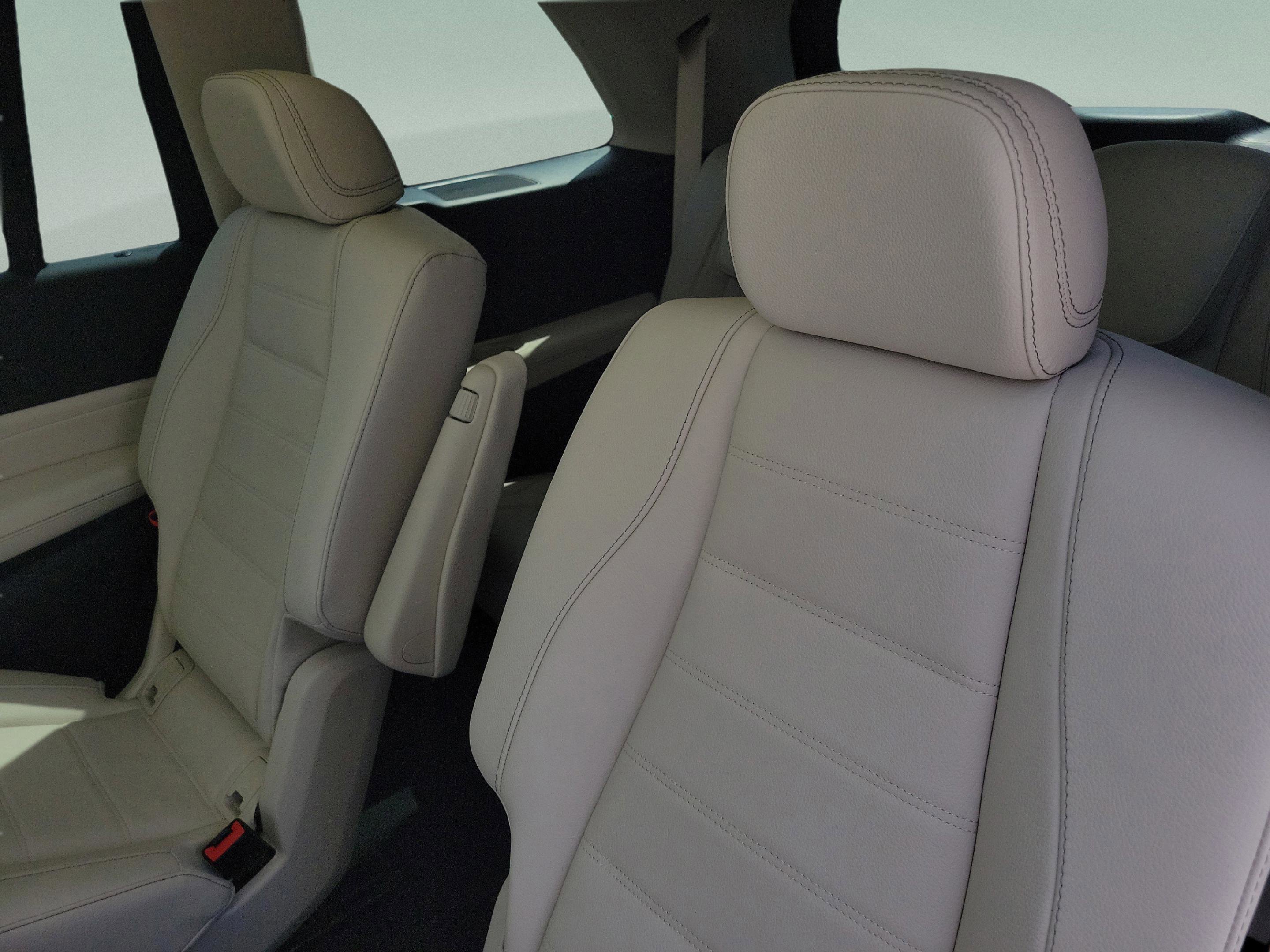 New 2026 Mercedes-Benz GLS 450 4MATIC image 9