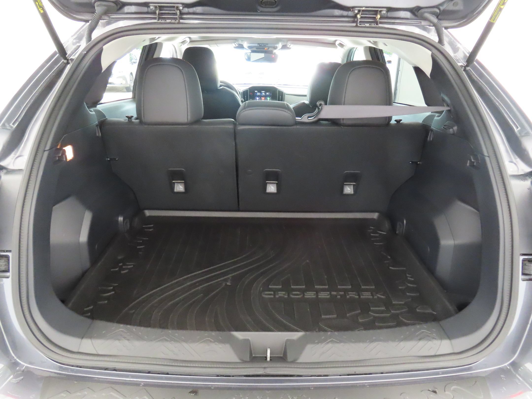 Used 2025 Subaru Crosstrek 2.5i Limited w/ Crosstrek Mirror Package AWD/4WD image 23