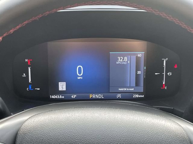 Certified 2025 Ford Escape ST-Line w/ Tech Pack #1 FWD image 19