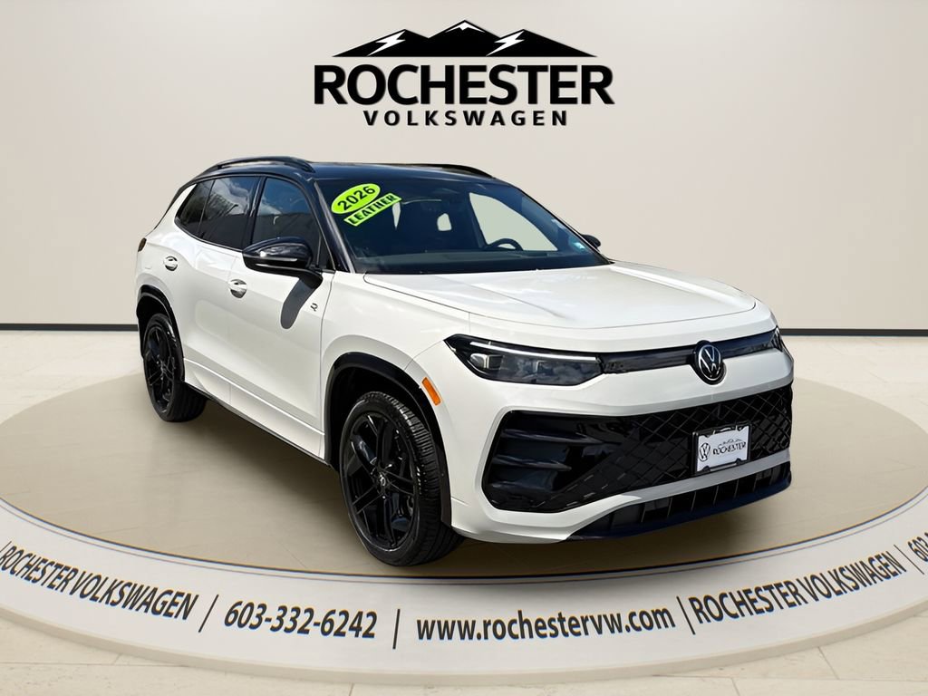 Used 2026 Volkswagen Tiguan SE R-Line AWD/4WD image 8