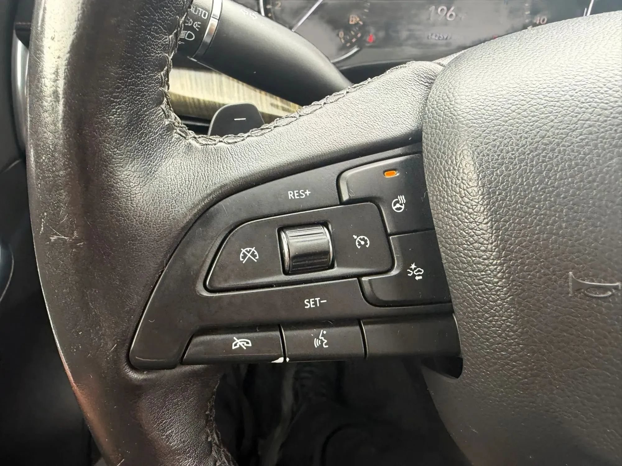 Used 2019 Cadillac XT4 Premium Luxury FWD image 13