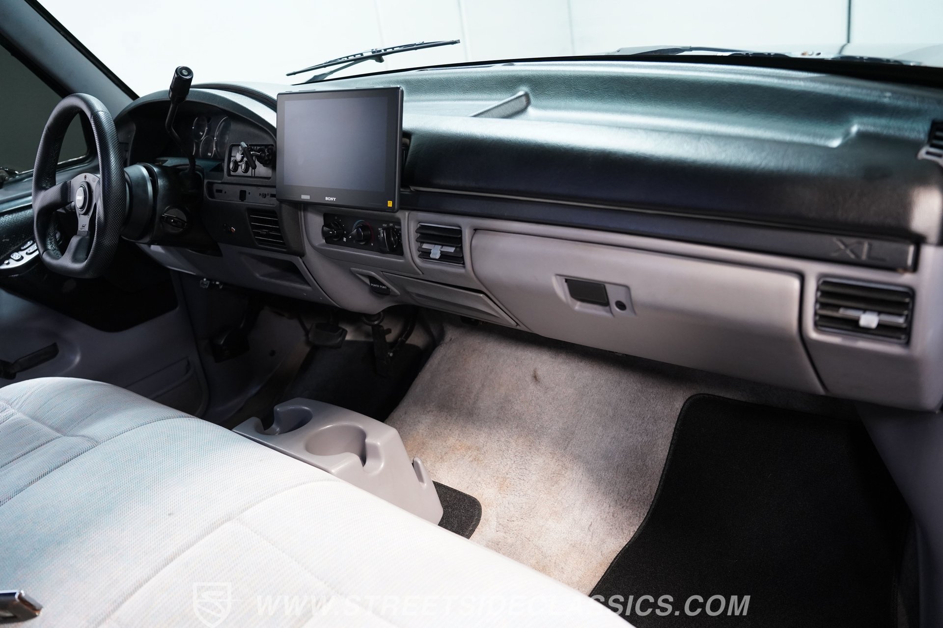 Used 1994 Ford F150 XL RWD image 36