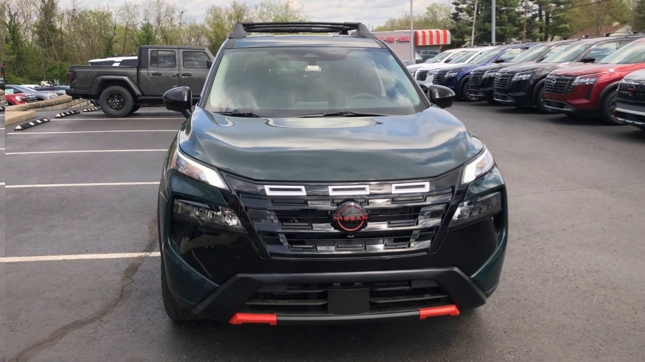 New 2026 Nissan Rogue SV AWD/4WD image 2