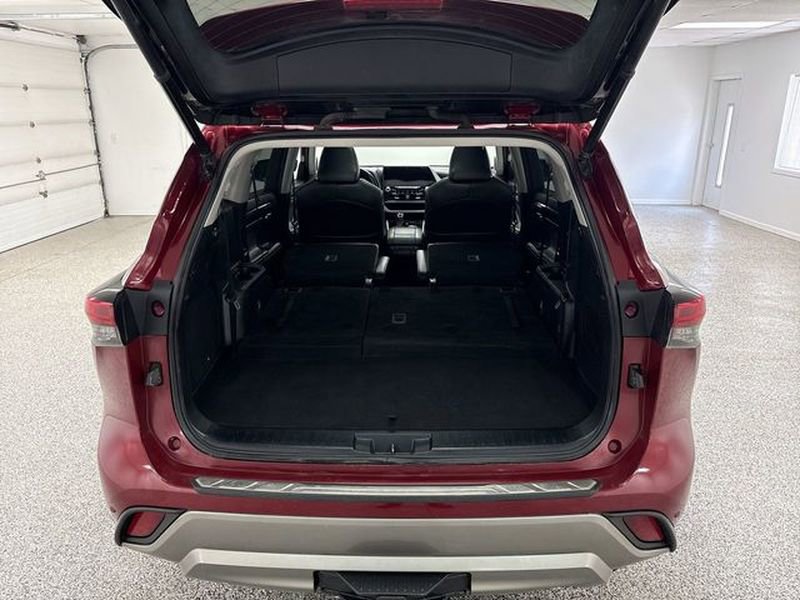 Used 2021 Toyota Highlander Limited AWD/4WD image 24