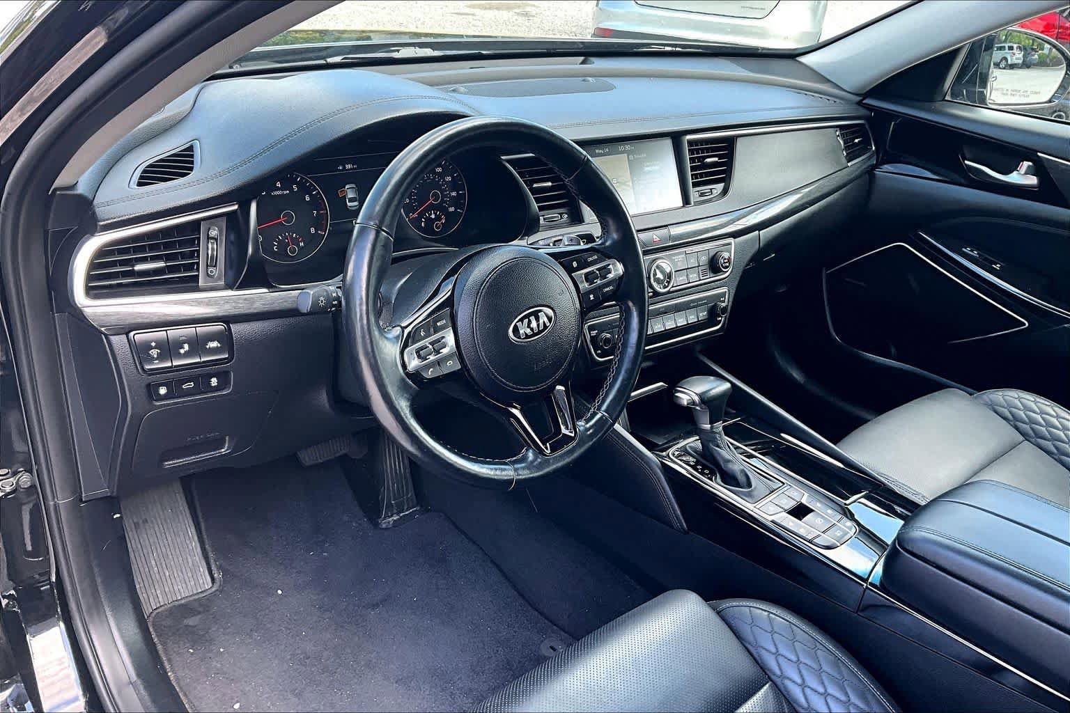Used 2019 Kia Cadenza Limited FWD image 18