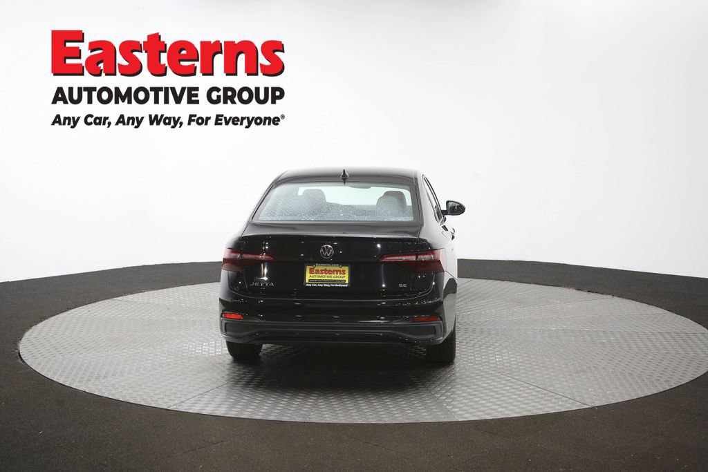 Used 2024 Volkswagen Jetta SE FWD image 35