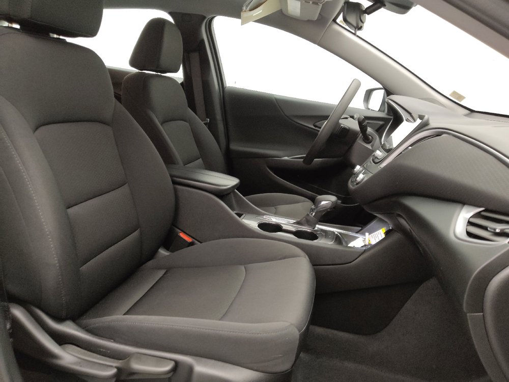 Used 2024 Chevrolet Malibu LT image 21